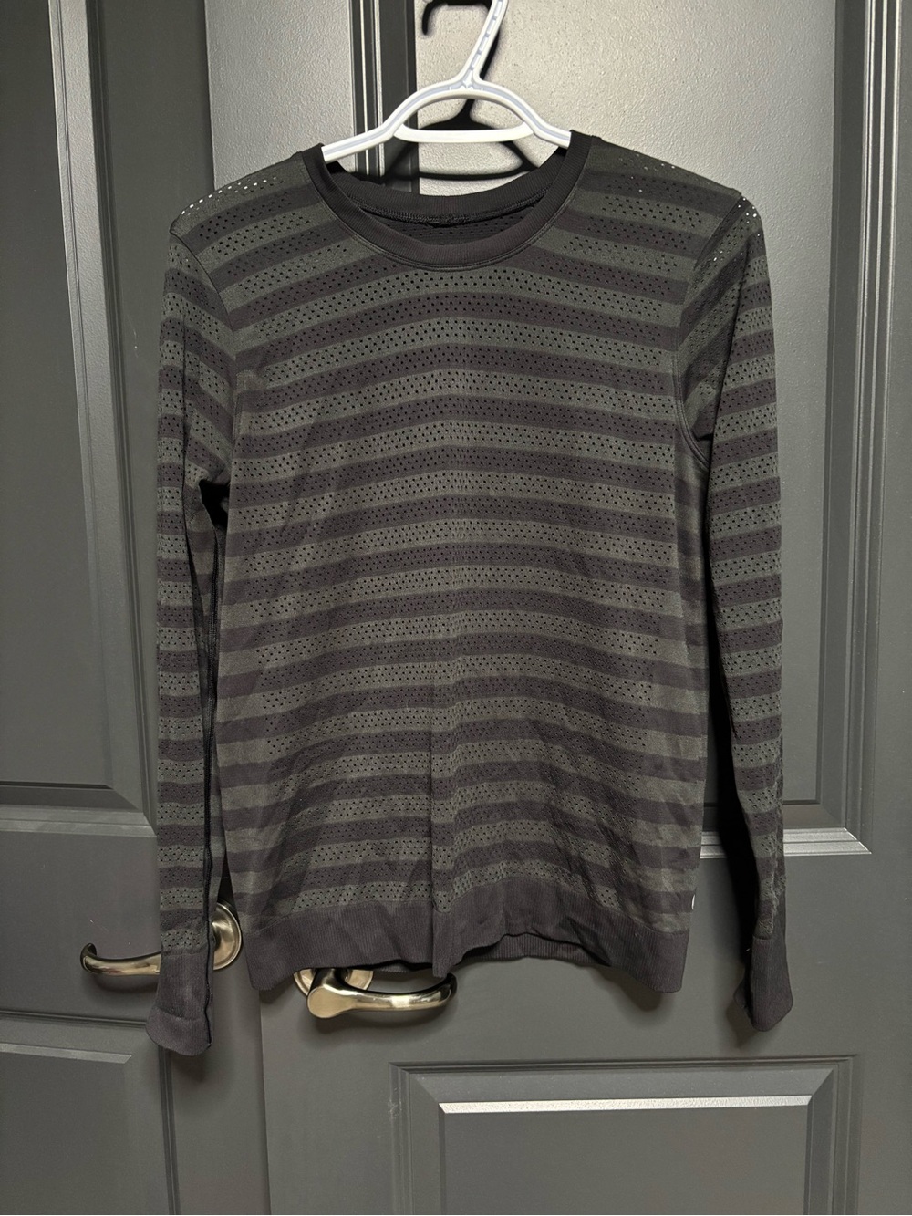 lululemon athletica Women's Black and Gray Striped Long-Sleeve Tee